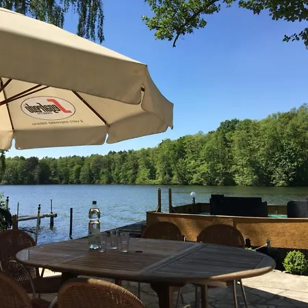 Fewo Am See / Blockhutte Mit Wasserzugang Διαμέρισμα