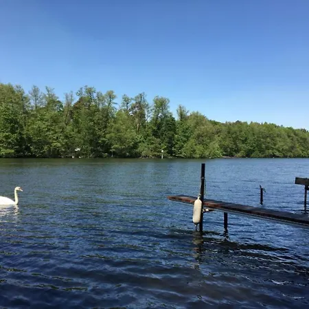 Fewo Am See / Blockhutte Mit Wasserzugang Διαμέρισμα *